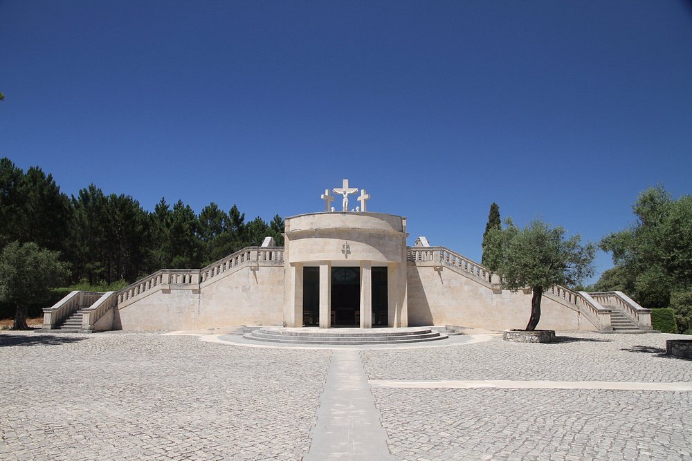 Via Sacra dos Valinhos e Calvário Húngaro